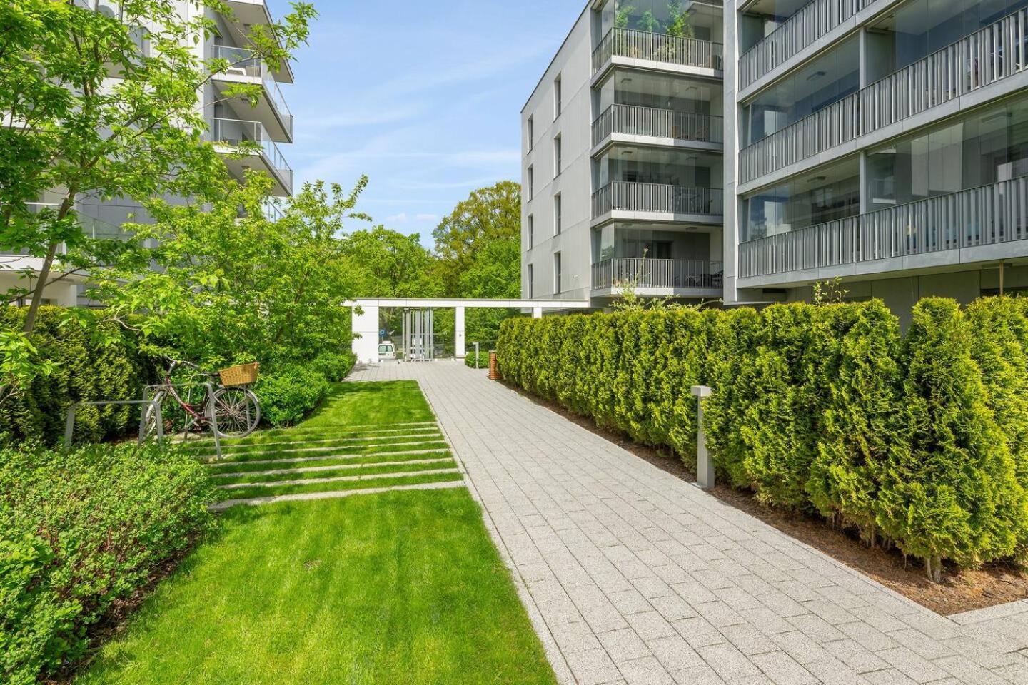 Nadmorze Premium - W Pelni Klimatyzowany, Plaza, Parking Podziemny, Taras Lägenhet